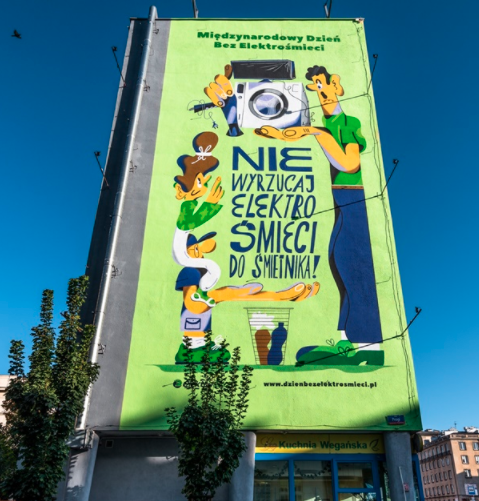Ecological, pollution absorbing mural painted in Warsaw, Poland, to raise awareness about proper e-waste disposal.